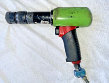 Snap-on Ph3050b With Ph200 D Super Duty Air Hammer Chisel Green Snap-on Ph3050b With Ph200 D Super Duty Air Hammer Chisel Green