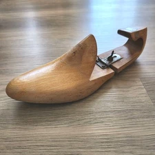 D Mackay Wooden Shoe Tree Form Stretcher Left Foot Only Solid Wood Vtg 11.25"