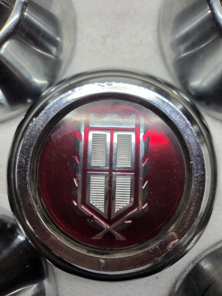 Lote de 5 tapas centrales llantas turbina Ford LTD Crown Victoria 1980-1991. Foto 4 de 4