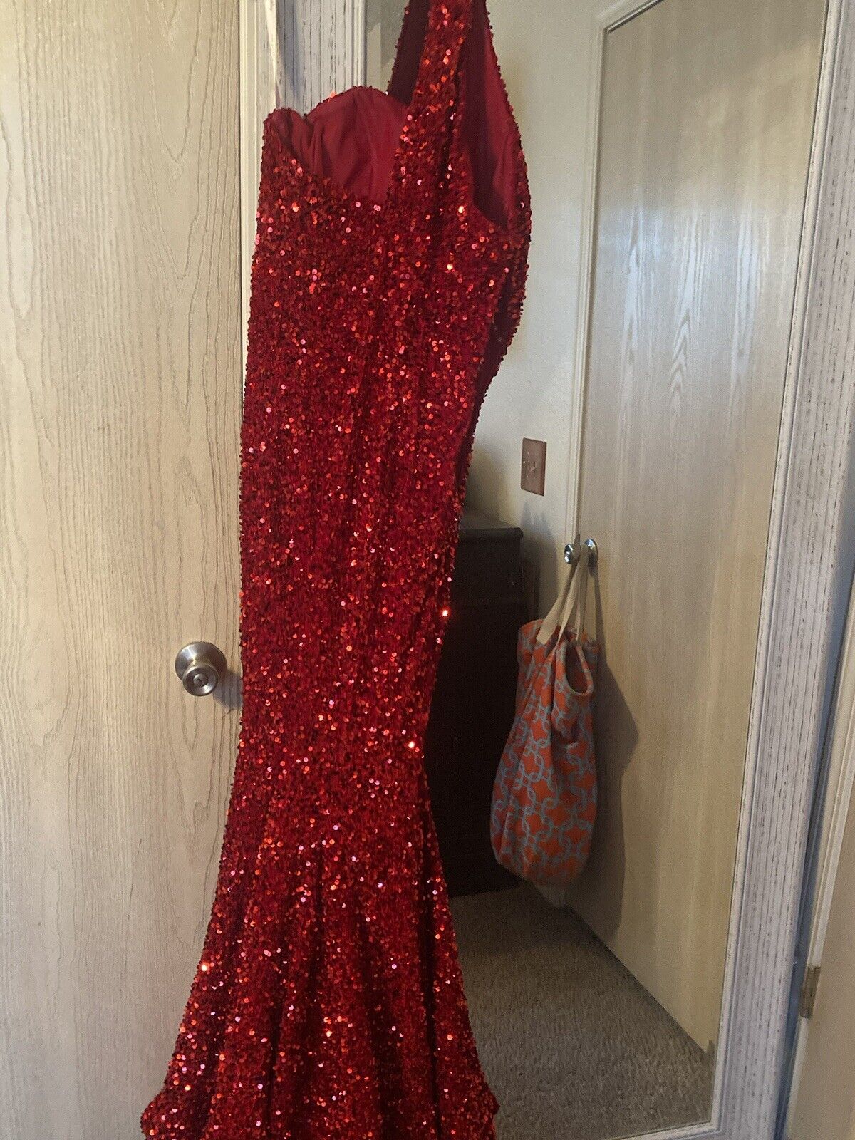Picture 8 of 9