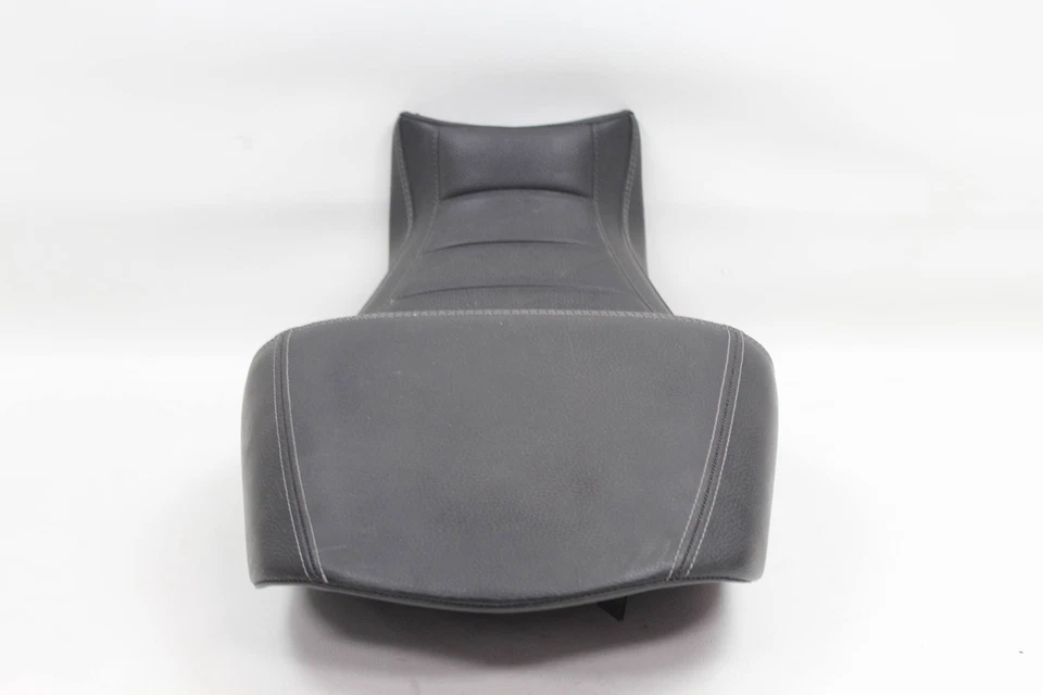 Ducati Diavel 碳纤维 11 - 12 原始设备制造商前骑手座椅鞍座很好! 59521131C 保修 & 延长技术支持 — 第 3/4 张图片