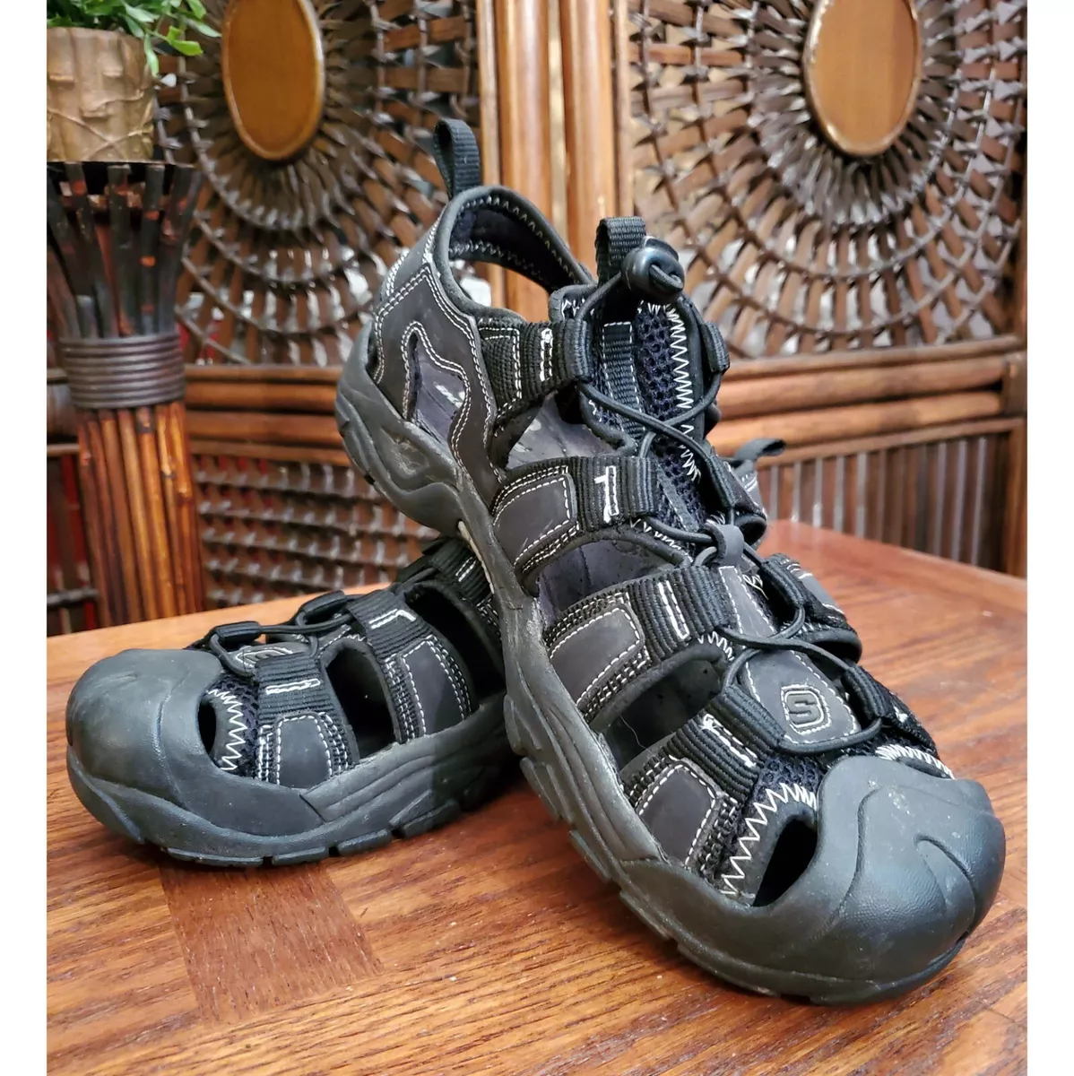 Skechers Sandals Men s Size 9 Water Shoe Hiking Beach