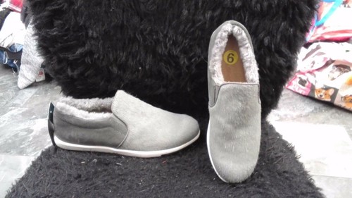 NUEVAS CON ETIQUETAS ZAPATILLAS DE MUJER EMU ASTRALIA GRIS PIEL DE OVEJA GAMUZA 9 - Imagen 1 de 2