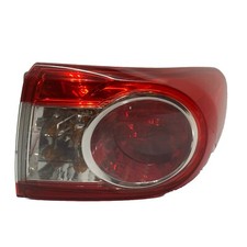 2011 2013 TOYOTA COROLLA RIGHT HAND PASSENGER SIDE OUTER TAIL LIGHT OEM