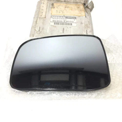 Door Mirror Glass LH Nissan X-Trail T31 NOS Japan 96366-EN000