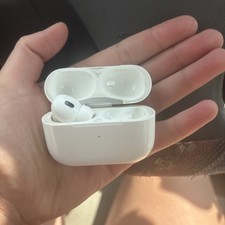 Apple AirPods 2 Pro CASE AND LEFT AIRPOD EAR PIECE ONLY RIGHT NOT INCLUDED