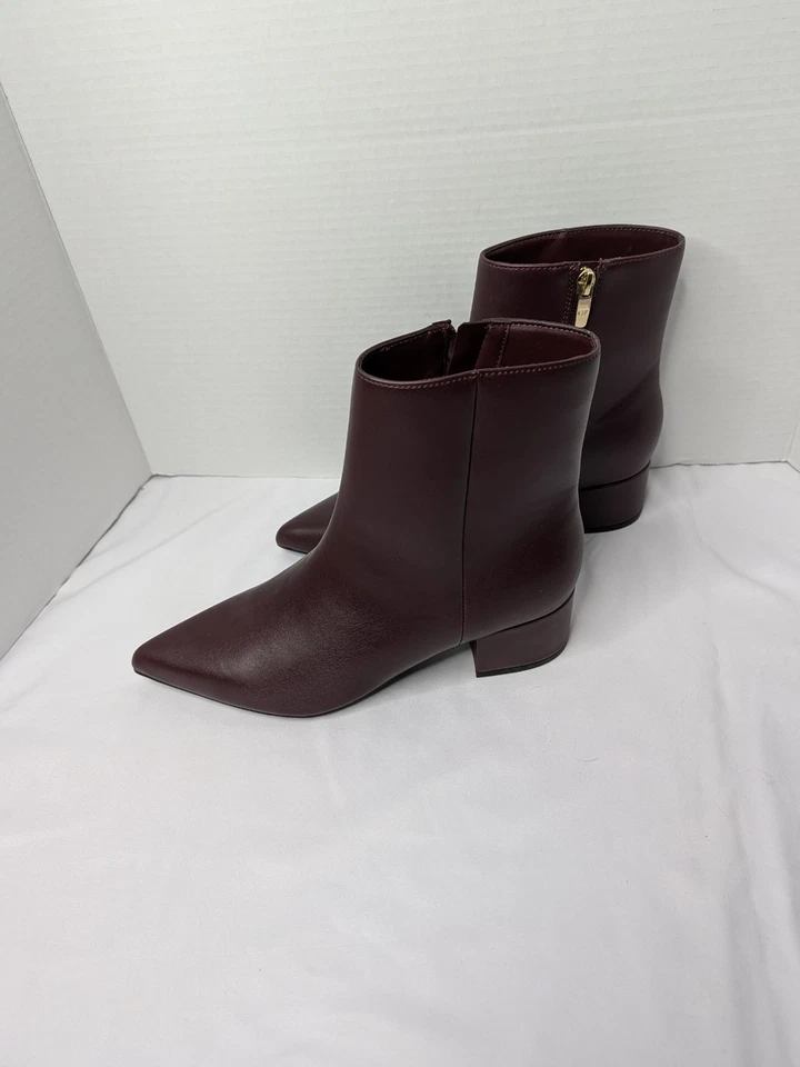 Botín para mujer Marc Fisher talla 7 Gismo tacón bloque borgoña  Foto 2 de 4