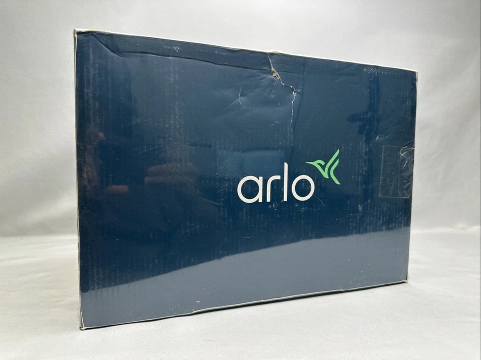 Arlo Pro 4 Spotlight Camera Security Bundle - 3x Wire-Free Cameras - NEW SEALED! - Image 2 of 4