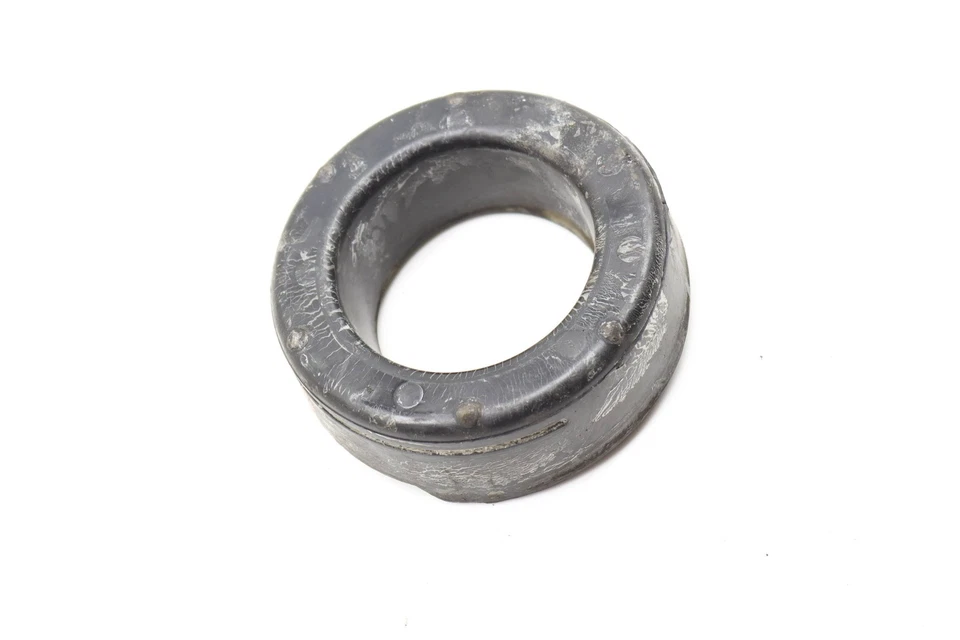 2006-2009 MERCEDES-BENZ CLK350 - задняя катушка пружинное крепление / прокладка / втулка (верхняя) - Изображение 2 из 4