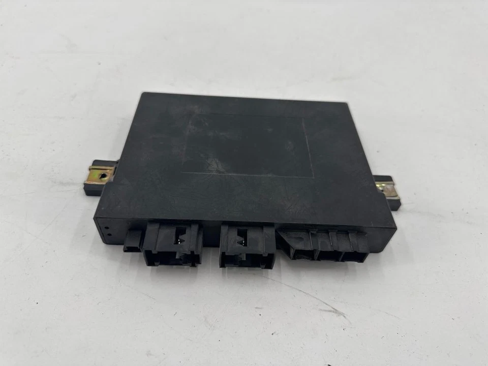 Mercedes-Benz SL R230 2004 Central locking control unit module A2305450132 - Image 4 of 4