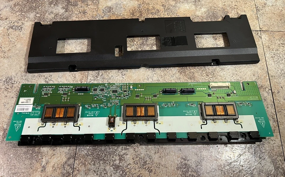 Placa inversora SSI320WF12 VX32LHDTV10A VW32LHDTV10A VW32LHDTV20A VW32L VX32L Foto 2 de 4