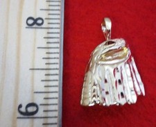 14KT GOLD EP SPORTS BASEBALL GLOVE PENDANT CHARM - 2426