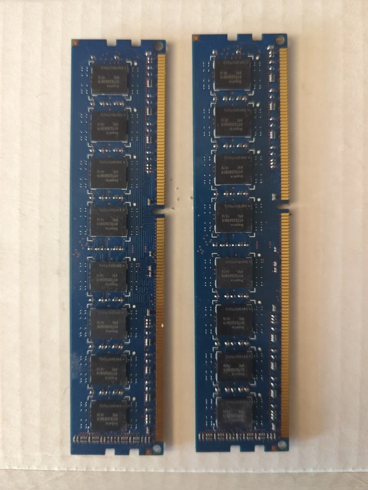 Two Sticks Hynix 4Gb 2Rx8 PC3-10600U-9-10-B0 HMT351U6BFR8C-H9 N0 AA 1147 - Image 2 of 2