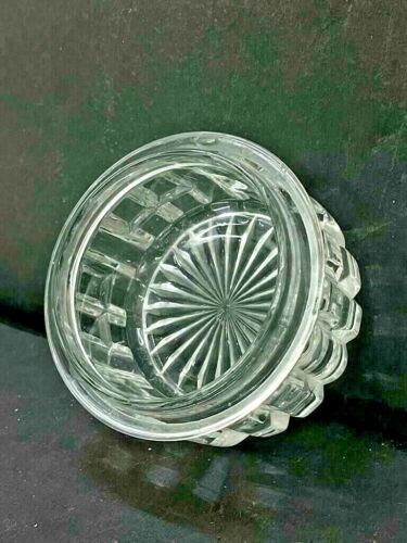 OLD VINTAGE RARE CRYSTAL CLEAR CUT GLASS BEAUTIFUL CARNIVAL BUTTER BOWL JAPAN - Picture 4 of 12