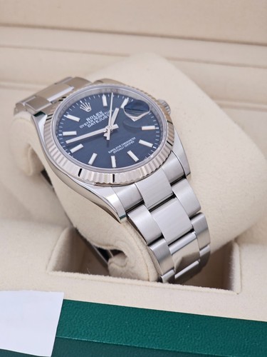 Rolex Datejust Ref 126234 36mm - Blue Motif Dial, 2023 Full Set - Picture 8 of 19