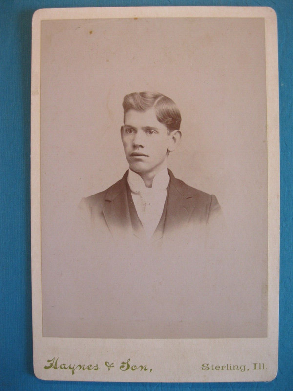 Antique Cabinet Card Photo of Victorian Man by Hayes & Son from Sterling, IL.