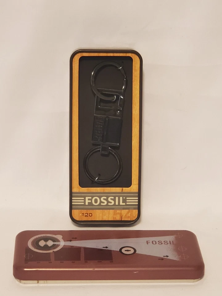 Clip de bolso llavero de cuero fósil con herrajes de metal estaño plateado Foto 3 de 4