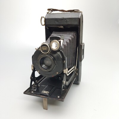 Zeiss Ikon Ikonta 520/2 6x9cm Film Camera w Novar-Anastigmat 10.5