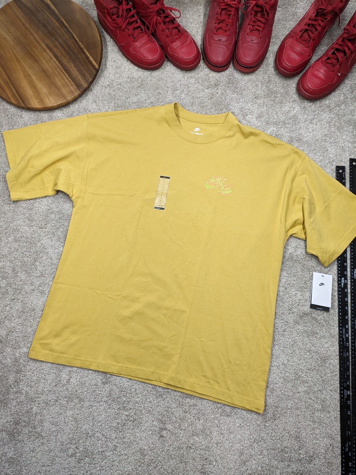 Picture 4 of 24
