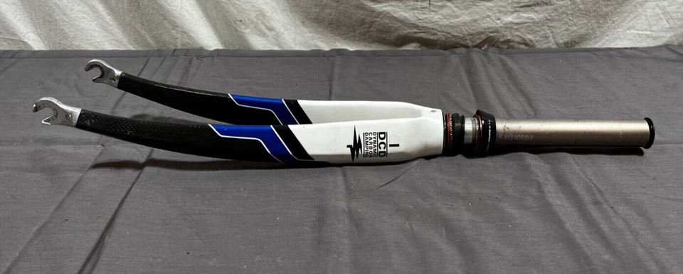 K2 DCD Dynamic Carbon Damping 700C Fork 200mm 1-1/8" Steerer Aheadset Kinesis - Image 3 of 4