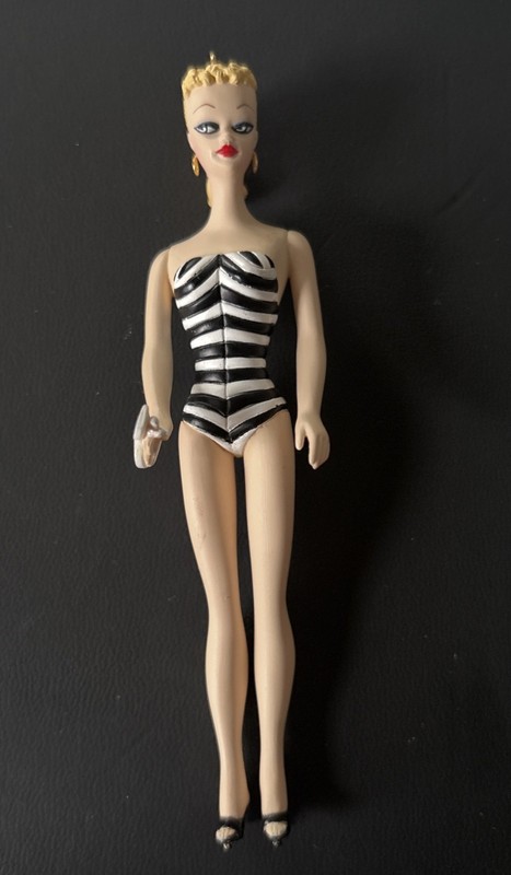 1994 Debut-1959 Barbie Doll Hallmark Ornament 1st in Nostalgic Series Blond