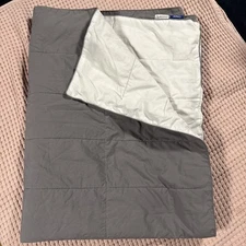 CASPER for AMERICAN AIRLINES First Class Down Throw Blanket Gray Quilted 46x72”