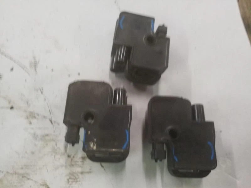 Paquetes de bobinas de encendido - Cantidad de 3 | Se adapta a Mercedes Benz SLK55 2001-2011 Foto 2 de 4