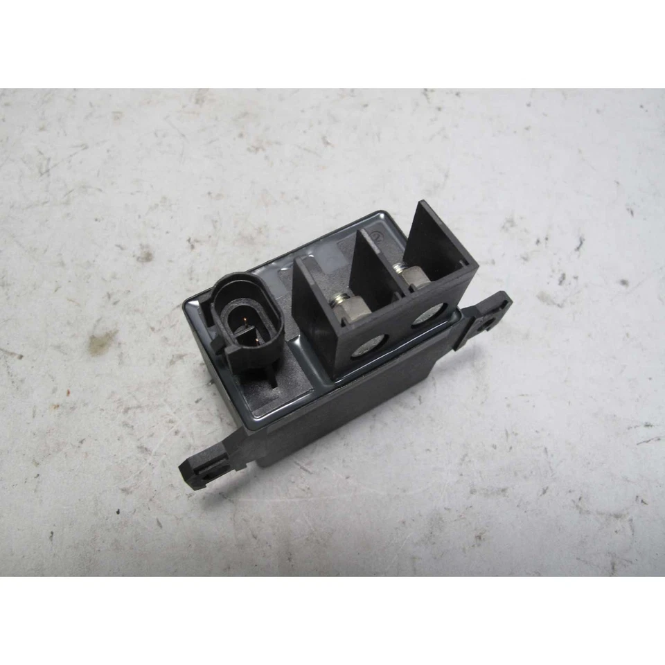 06-17 Relé Ventilador Motor BMW Serie 3 Serie 5 150A E90 F10 F30 Segunda Batería Foto 3 de 3