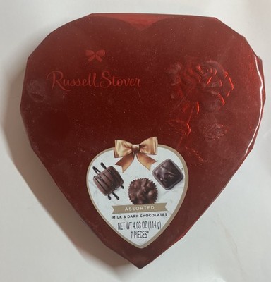 Valentine's Day Red Foil Heart Milk Chocolate Candy Gift Box, 4.03 oz.