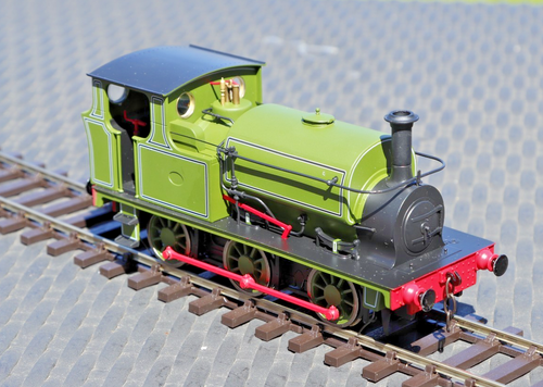 Ixion O Gauge Hudswell Clarke 0-6-0T Std Contractor's Tank Loco - Apple Green - Picture 6 of 7