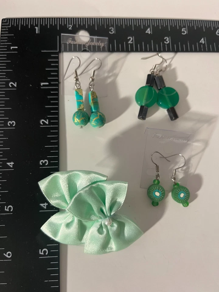 Pendientes perforados de tela hemitita de resina 4 pares verde 1" hechos en EE. UU. L6 Foto 4 de 4