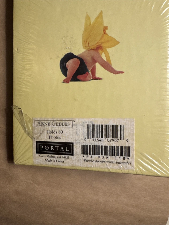 Anne Geddes Photo Album Baby Flowers 80 pictures Book Yellow Sunflower 5x7 - Image 3 of 4