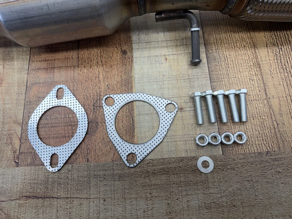 Convertidor catalítico para Buick Regal 2011-2015 2,4 L 11-16 Buick LaCrosse 2,4 L Foto 2 de 4