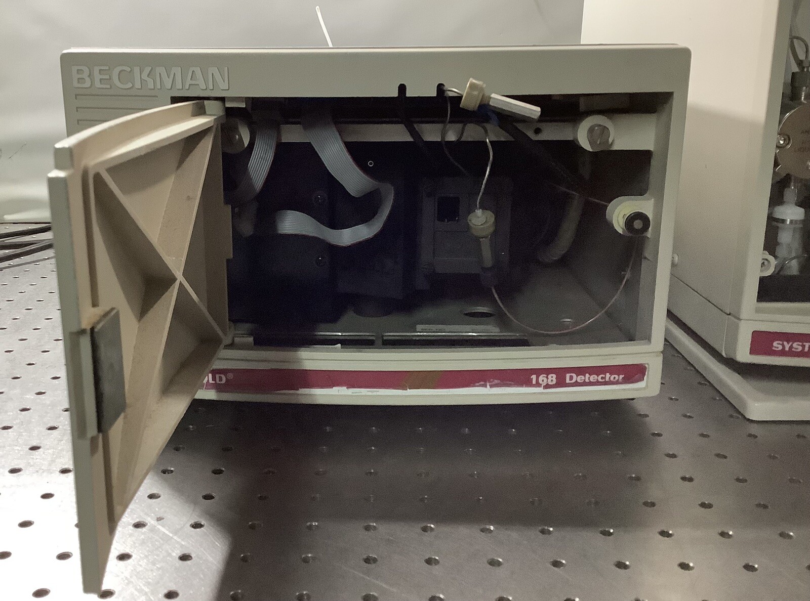 Beckman Solid State Module Beckman Coulter System Gold 508 Autosampler + 125 Solvent Module + 168 ...