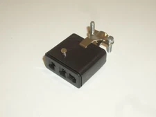 CINCH JONES BEAU MOLEX S-303-CCT 38331-8003 POWER CONNECTOR SOCKET 3 PIN