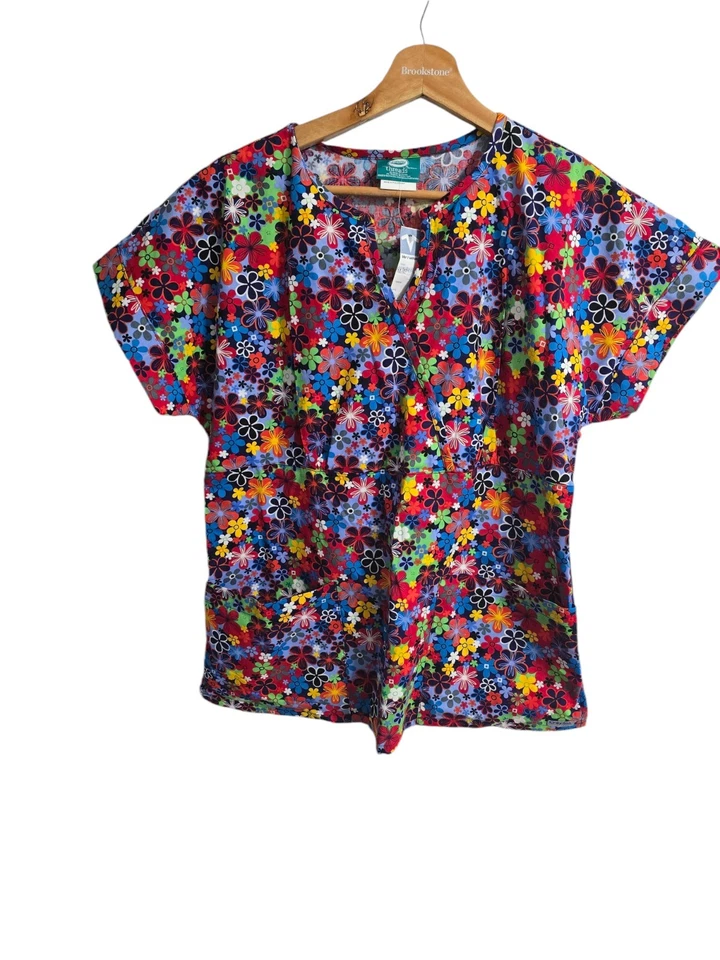 Crayola Threads By Barco Medium Women's Multicolor Floral Scrub Top NWT - Image 4 of 4