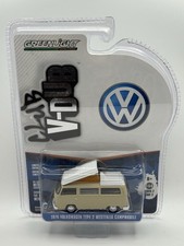 GreenLight Collectibles Club V-Dub '70 VW Type 2 Westfalia Campmobile - 1:64