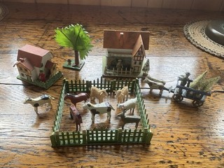 Antique German Erzgebirge Village Houses Fence Animals Tree