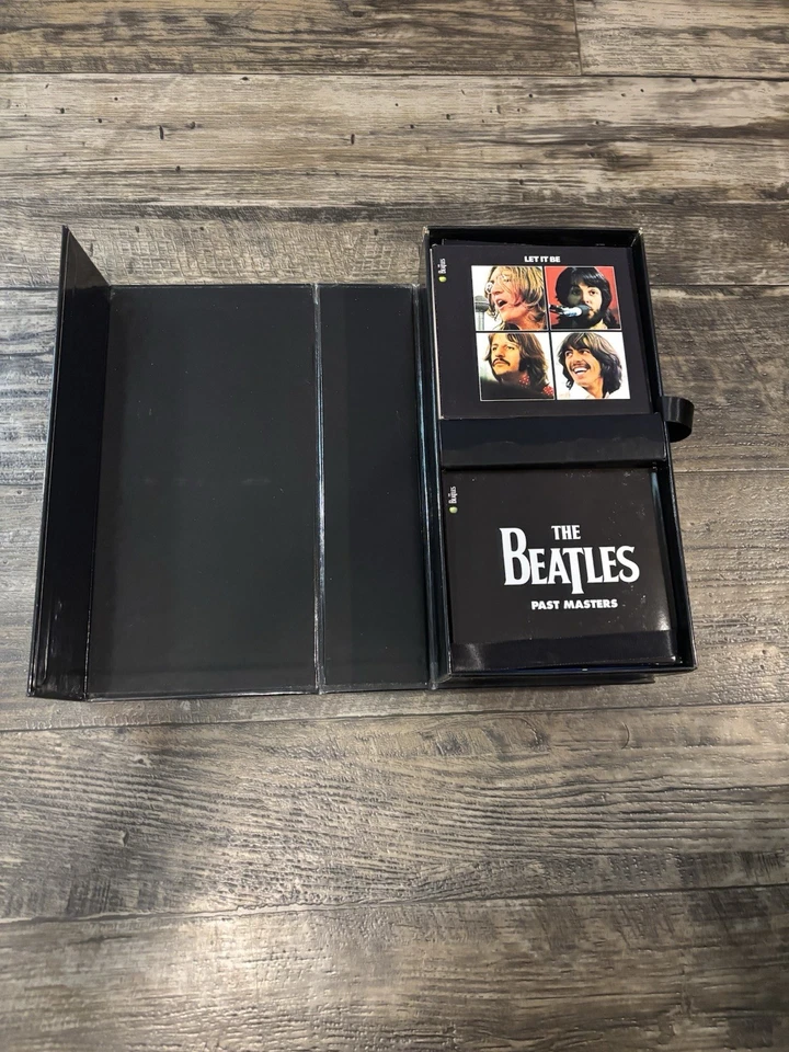THE BEATLES Original Studio Recordings 16 CD & DVD Box Set 2009 Remastered  - Image 3 of 4