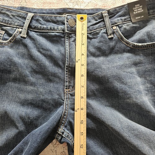 NUEVO CON ETIQUETAS Pantalones de mezclilla plateados Suki calce curvilíneo tiro medio bota ajustada para mujer talla grande 22 lavado oscuro - Imagen 12 de 16