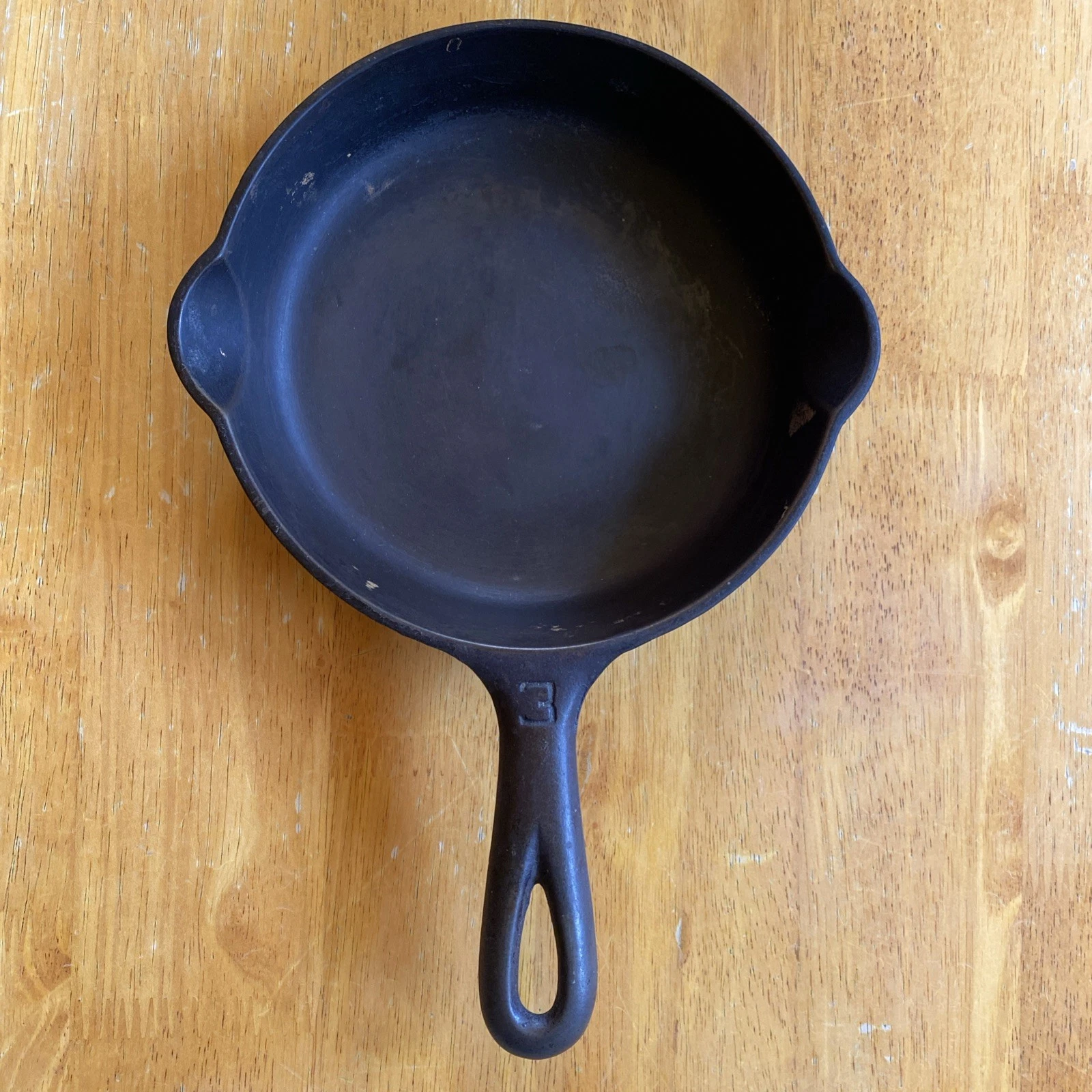 GRISWOLD vintage Cast Iron #3 Frying Pan Skillet #709 Made In The USA