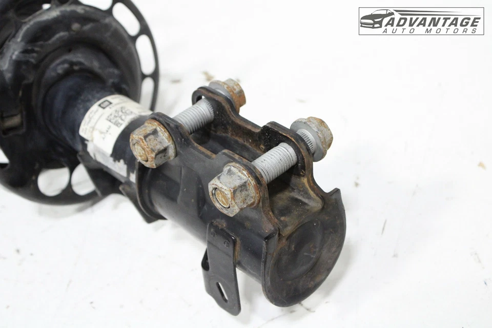 Cadillac CT4 2020-25 AWD amortiguador delantero izquierdo puntal y muelle helicoidal OEM Foto 3 de 4