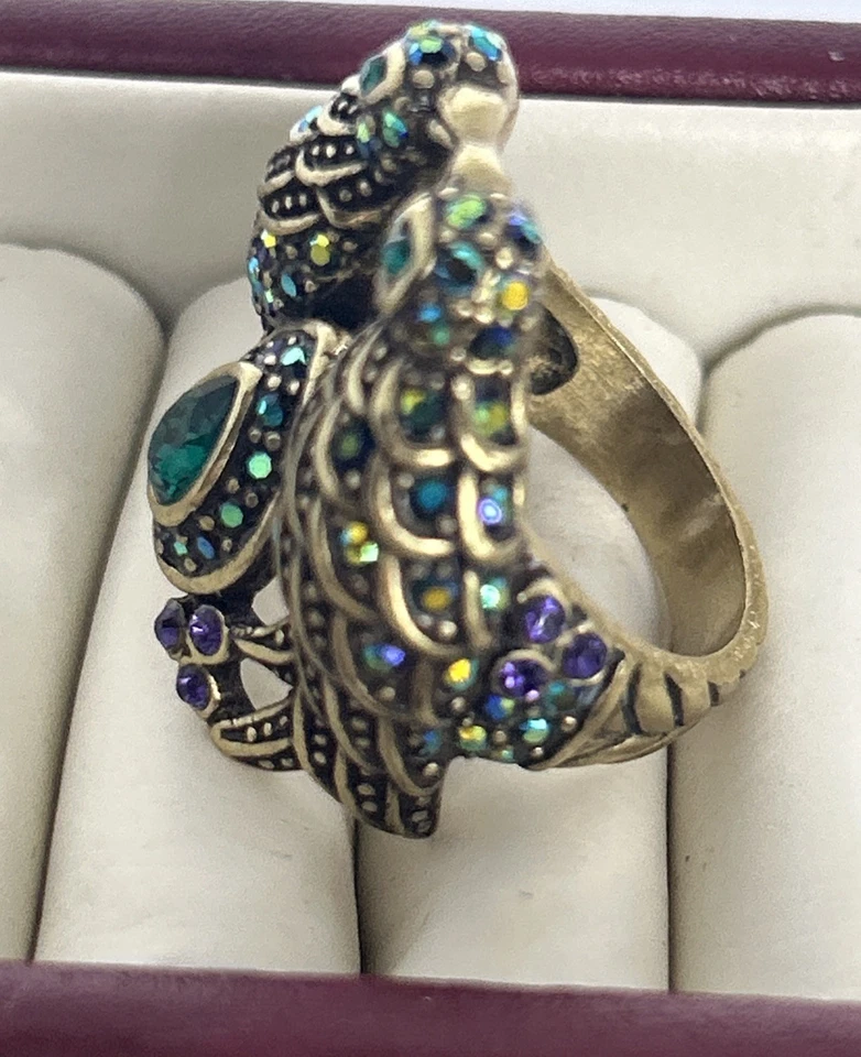 Raro anel Heidi Daus Ravishing Raven tamanho 7 inspirado no magnífico colecionador da Disney - Imagem 4 de 4