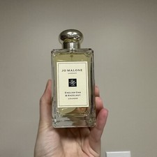 English Oak & Hazelnut Jo Malone London 香水- 一款2017年中性香水
