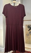 Ann Taylor Loft Dress Size 4 Flutter Sleeve Rayon Spandex Burgundy Swing Skirt