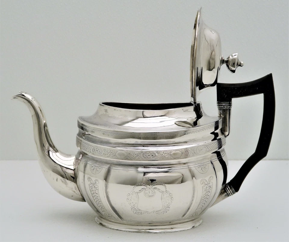 Tetera de plata americana temprana con mango de madera con marca Wishart 1810 Foto 4 de 4