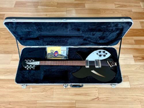 2022 Rickenbacker 330/12 12 String Electric Guitar Jetglo with OHSC
