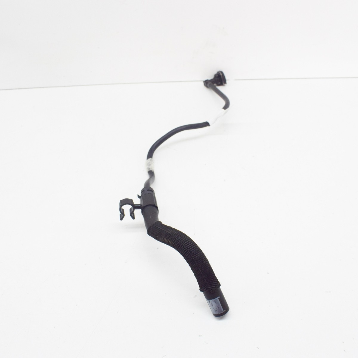 2008-2012 AUDI S5 Engine Coolant Overflow Hose 8K0121081T for sale