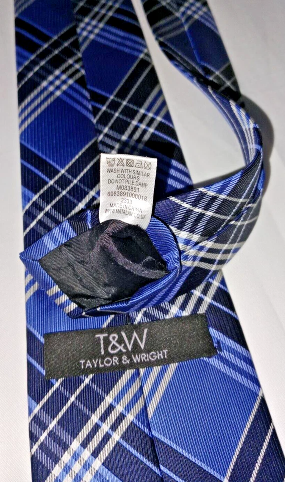 Taylor & Wright Mens Formal Necktie 59"Lx2.95"W Blue White AND navy blue NeckTie - Image 2 of 4