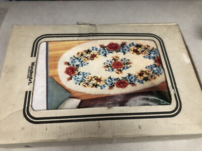 WonderArt Caron Queen Anne Latch Hook Rug Kit 34in X 50in Floral Vintage